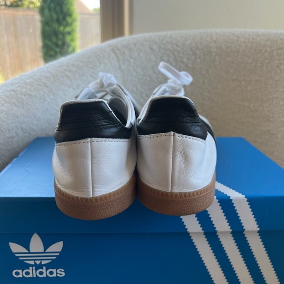 In box/Like NEW! Adidas Samba Decon Shoes - Picture 5 of 11